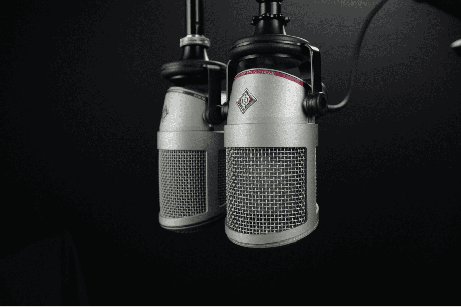 Como Criar um Podcast Automatizado com IA (e Ganhar com AdSense)