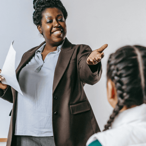 Como Criar Cursos Interativos e Ganhar Como Freelancer Educador